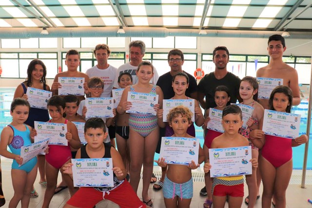 Concluye con éxito el curso de natación organizado por el Patronato Deportivo Municipal de Águilas