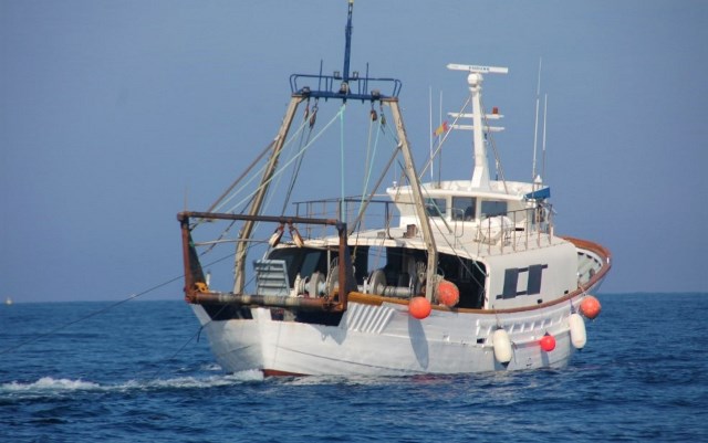 Del 18 de mayo al 16 de junio se establece la veda para los barcos de pesca de arrastre en Águilas 