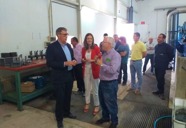 El presidente de la CHS acude al acto de entrega de la concesión de 1,5 hm³ de la desaladora de Águilas a los regantes de la localidad