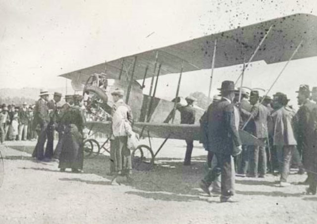  Las intrépidas acrobacias de Julies Vedrines, un pionero de la aviación en Águilas (1913)