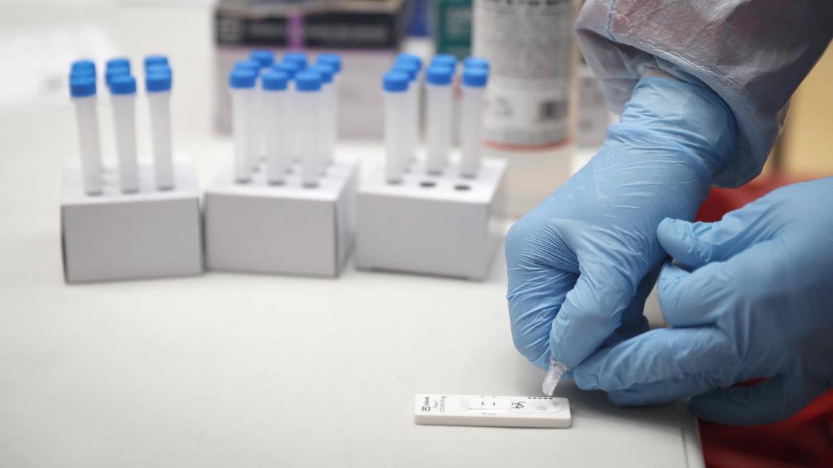 Águilas suma 101 nuevos contagios hoy jueves y cuenta con 865 casos confirmados en los últimos 7 días