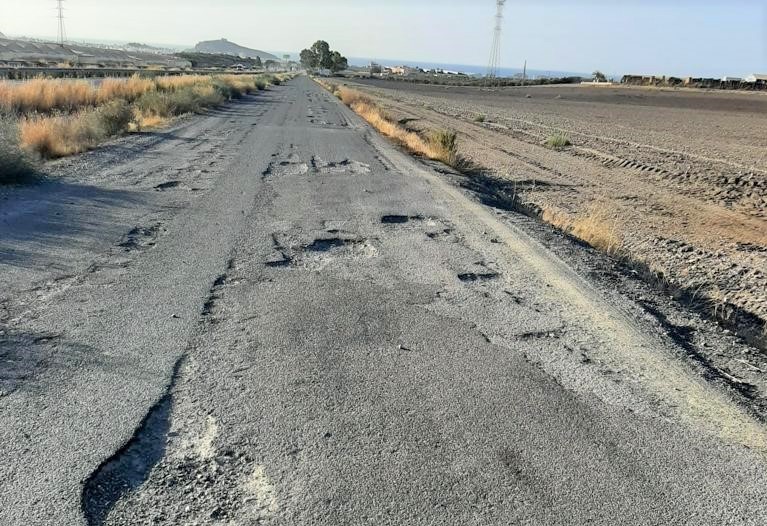 El PSOE lamenta el abandono de las carreteras de la red regional que discurren por Águilas