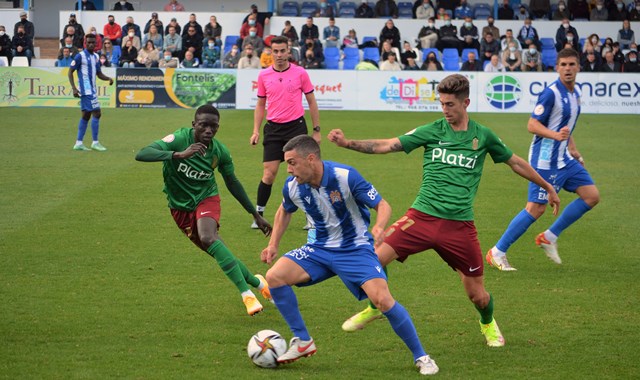 El Águilas empata a cero ante el Recreativo Granada