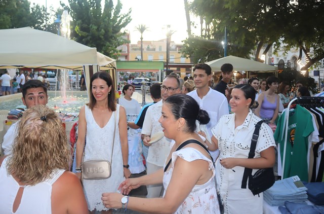 Exitosa jornada ‘Águilas Blanca’ de la Asociación Comercios Unidos de Águilas