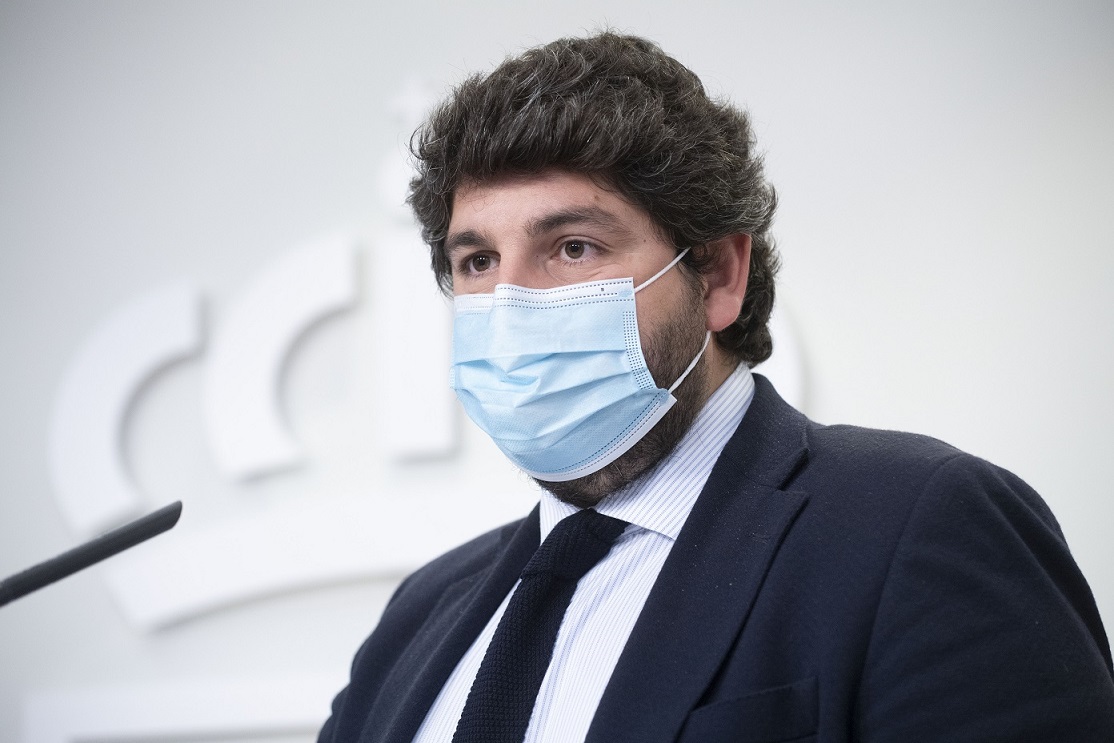 López Miras anuncia el fin de las restricciones de aforos y de las limitaciones en hostelería