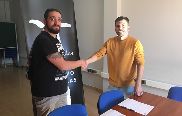 HosteÁguilas y Yoigo firman un acuerdo de colaboración para abaratar la factura de telefonía de los asociados