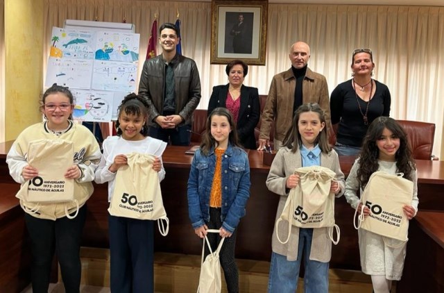 El Ayuntamiento de Águilas acoge la entrega de premios a los ganadores del concurso “La mar es vida, cuídala” de Ecoescuelas Litorales