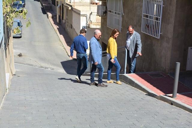 El Ayuntamiento de Águilas trabaja en la mejora de la accesibilidad de calles y plazas