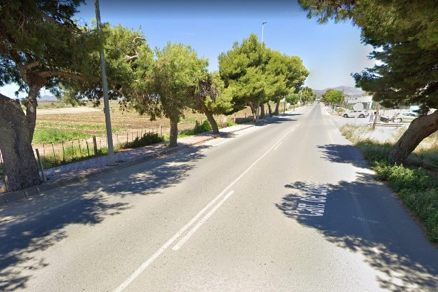 La nueva calzada ciclista y peatonal, con un coste de 310.032,24€, mejorará la imagen de acceso a Águilas