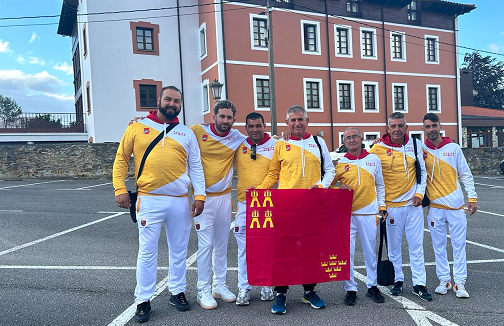 Varios aguileños integrados en la Federación Murciana de Pesca logran el tercer puesto en el Campeonato de España desde Roca