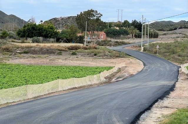 La Comunidad invierte más de 600.000€ en el reacondicionamiento de los caminos del Collado de en Medio y Cabezo del Negro