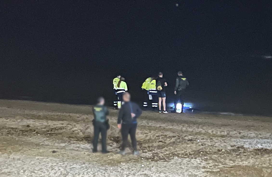 Aparece un cadáver en la Playa de El Hornillo de Águilas