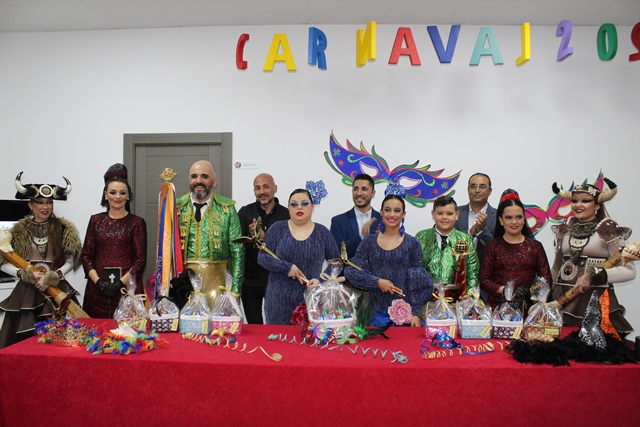  Los personajes del Carnaval de Águilas visitan sede de Afemac 