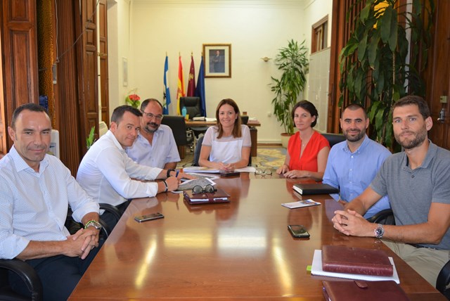  La empresa STV Gestión, nueva adjudicataria del servicio de mantenimiento de zonas verdes en Águilas 