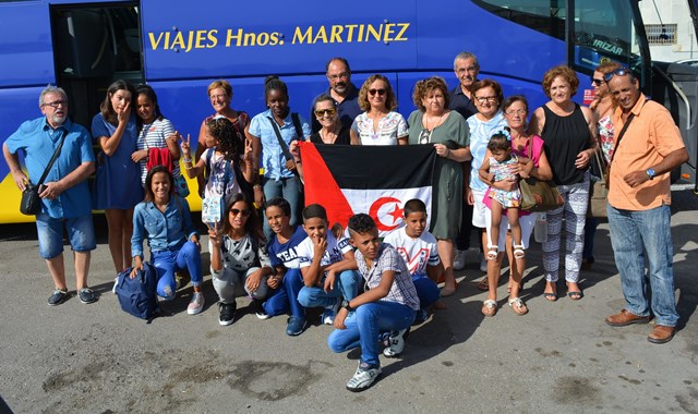 Los niños saharauis del Programa Vacaciones en Paz regresan a los campamentos de Tinduf