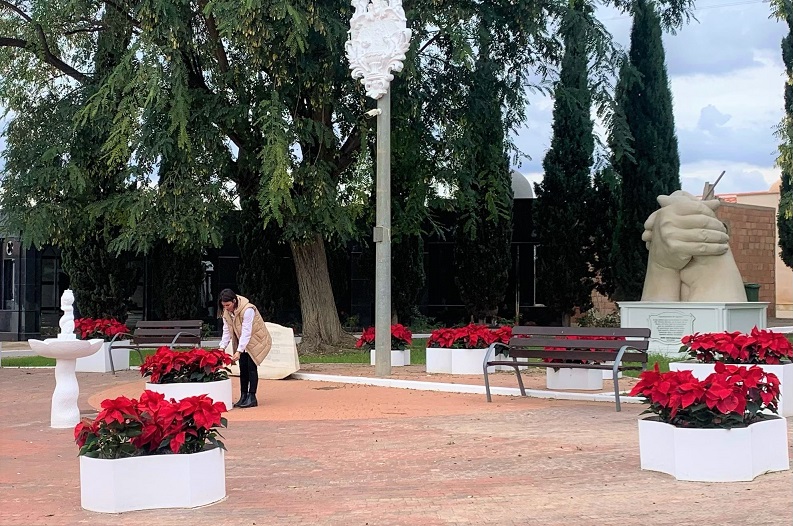 La Concejalía de Cementerios continúa desarrollando mejoras en el camposanto de Águilas