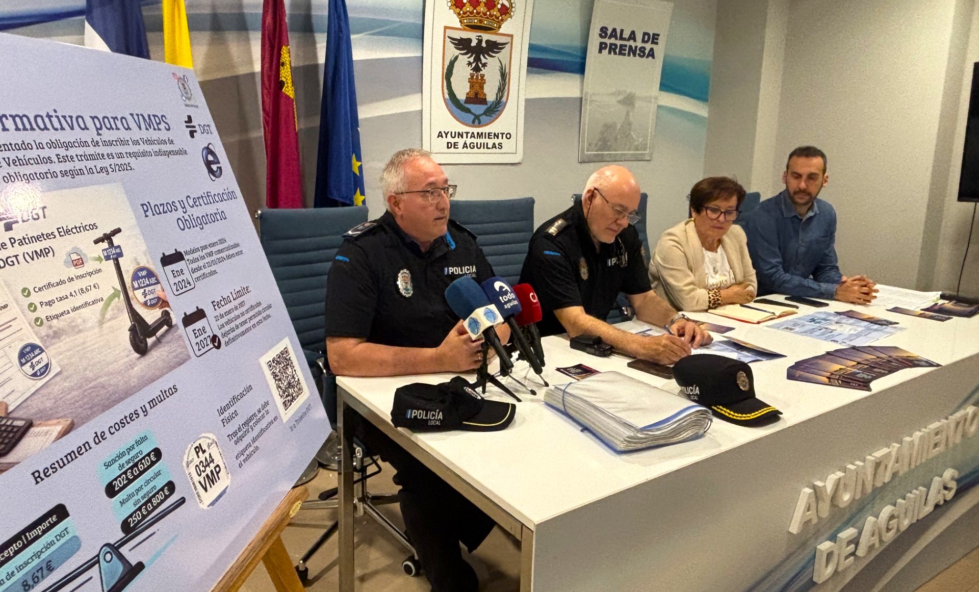 Ayuntamiento de Águilas y Policía Local impulsan una campaña informativa sobre el uso de vehículos de movilidad personal