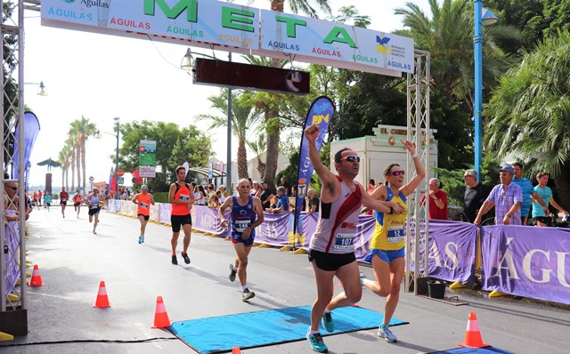 Álvaro Martínez y Beatriz Ríos consiguen la victoria en la XLI Carrera Popular ‘Ciudad de Águilas’