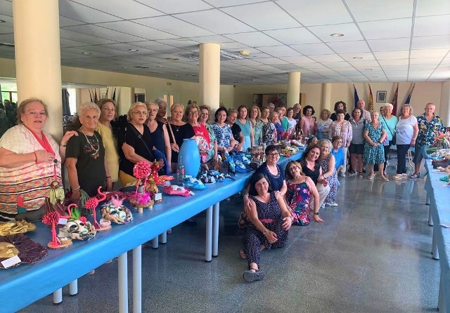 Concluye el curso de manualidades del Centro Municipal de la Tercera Edad