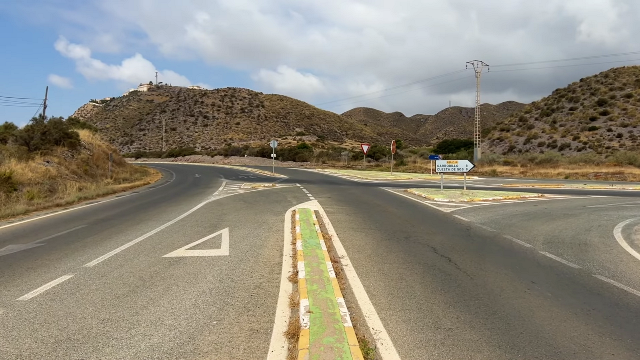La Comunidad incluye en sus presupuestos la construcción de la rotonda entre Calabardina y Marina de Cope
