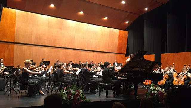 Espectacular inicio de temporada de Promúsica Águilas junto a la Orquesta Sinfónica de la Región de Murcia y el pianista Jorge Nava