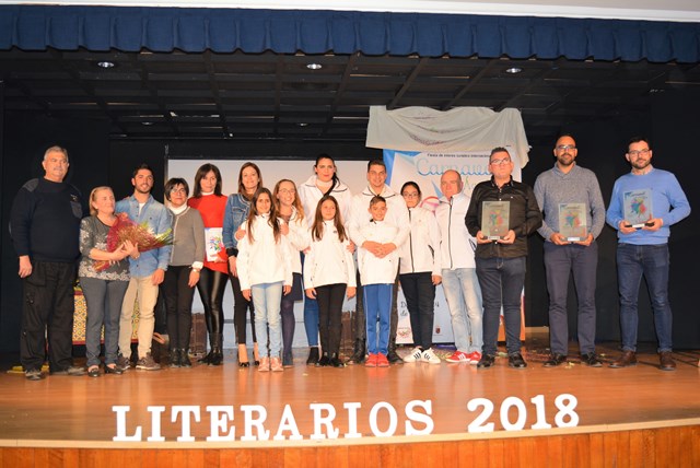  La recaudación de la venta de los libros del Carnaval se destinará a Cáritas 