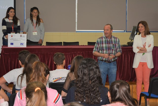 Los centros de Educación Secundaria de Águilas se suman al proyecto de sensibilización ambiental sobre la posidonia oceánica 