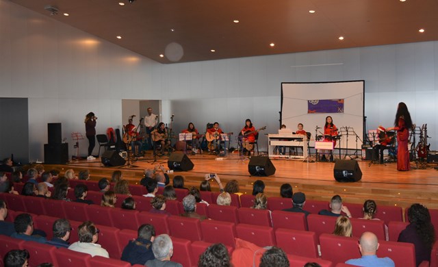  La Escuela de Artes Nogalte celebra su festival de Navidad a beneficio de Afemac