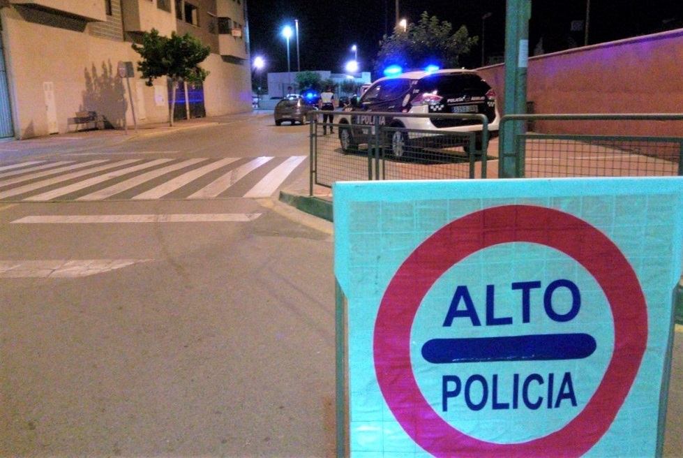 Policía Local detiene a dos hombres como presuntos autores de sendos robos con violencia en Águilas