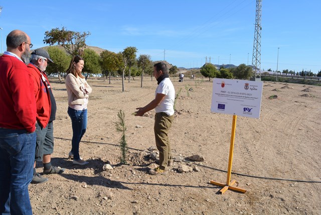  La zona verde del Polígono Industrial de Águilas contará con un paseo que recorrerá distintas áreas de arbolado 