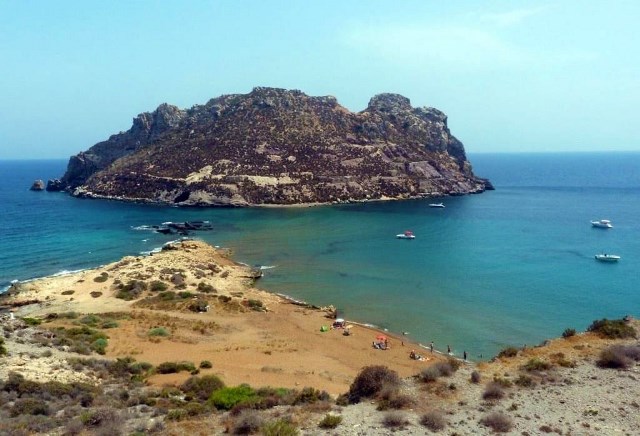 Águilas afronta hoy el aviso rojo por calor extremo mientras la cresta de la ola de calor llegará este viernes con la temperatura más alta de la semana