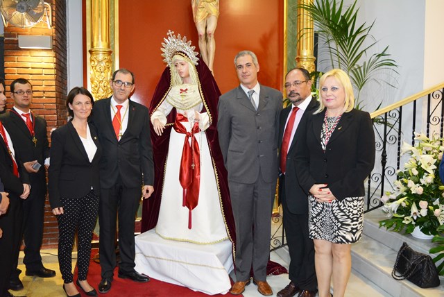 La Cofradía del Apóstol Santiago de Águilas presentó ayer la nueva imagen de la Virgen de la Amargura