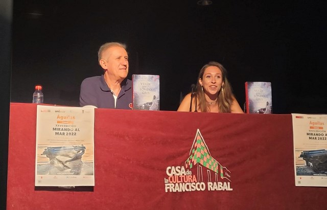 Hortensia Arcas presenta en Águilas “Verde sobre fondo gris”