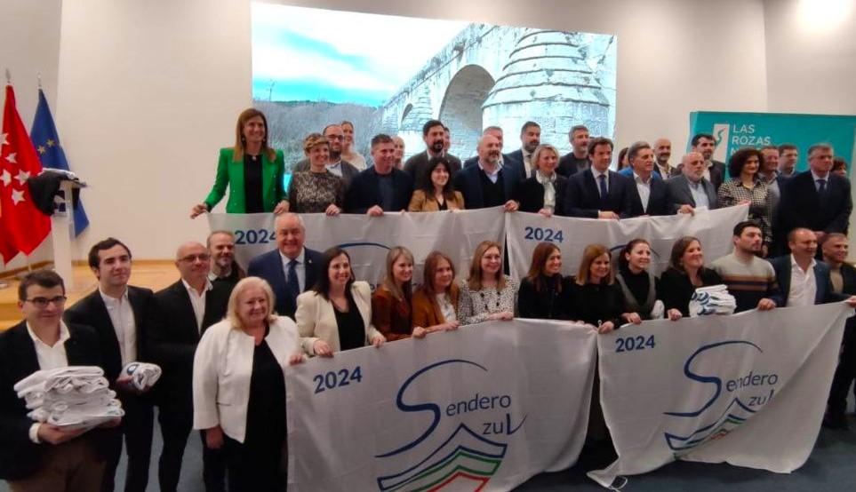 El Sendero de Los Cocedores revalida su bandera del programa Senderos Azules