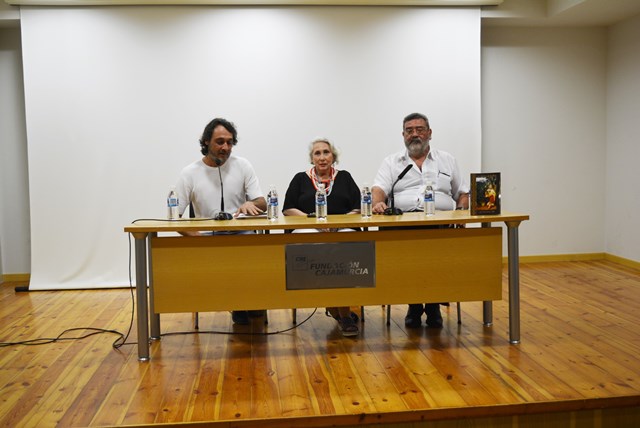 El Aula de Cultura de Cajamurcia en Águilas acoge la presentación del libro "Los cuentos de Josefita"