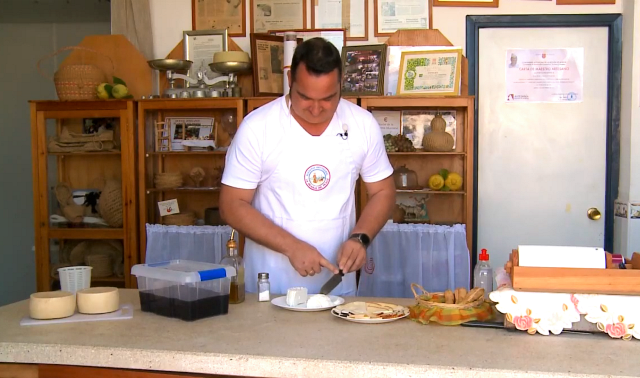 Conviértete en Águilas en quesero artesano por un día será una de las 48 experiencias gastronómicas que ofertará la Comunidad durante el segundo trimestre de este año