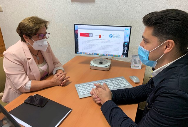 El Ayuntamiento de Águilas pone en marcha un servicio de asesoramiento sobre becas, cuya convocatoria se adelanta cuatro meses