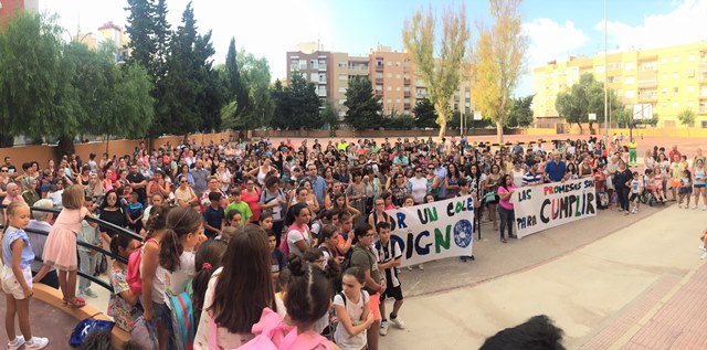 El Ampa del colegio Mediterráneo de Águilas anuncia parones diarios para reclamar el arreglo de las deficiencias que presenta el centro 