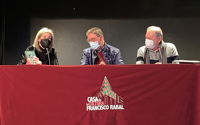 Sergio Rodríguez Dengra presenta en Águilas su libro “Un viaje en el tiempo a través de los sueños”