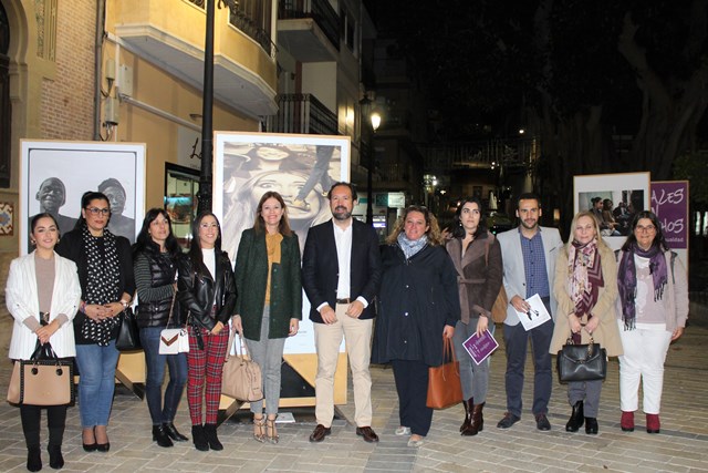 Águilas acoge la muestra Iguales en derechos. Abogacía por la igualdad