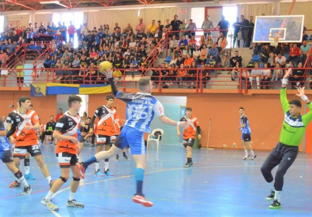 El Club Balonmano Águilas llevará a cabo este miércoles una importante mesa redonda sobre la evolución de este deporte 