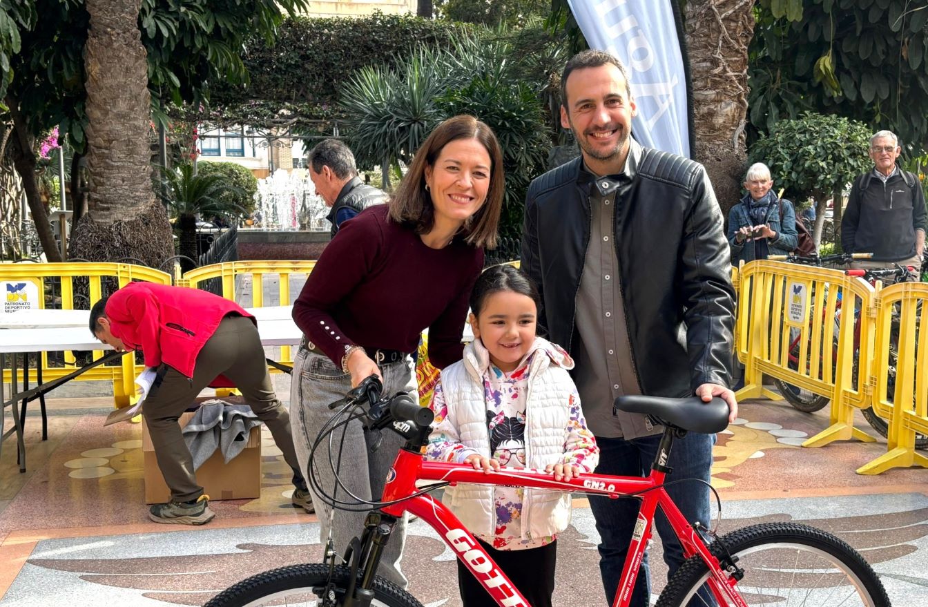 Águilas acogió ayer el primer paseo ciclista del año con un gran número de participantes