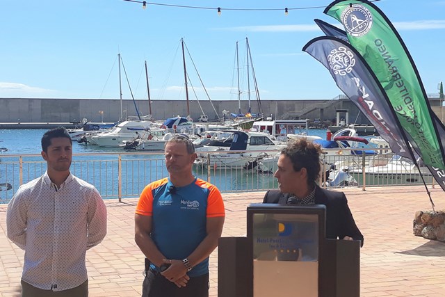 Águilas alberga este fin de semana la única prueba en la Región de Murcia del Circuito Mediterráneo de Stand Up Paddle