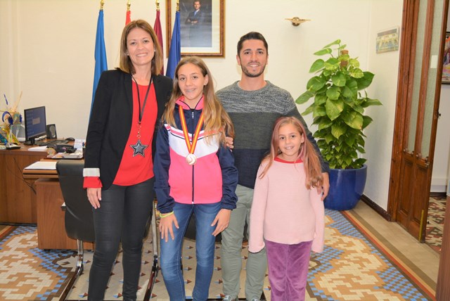 Recepción oficial en el Ayuntamiento para la gimnasta aguileña Carolina Castillo, tras su exitoso paso por el Campeonato de España