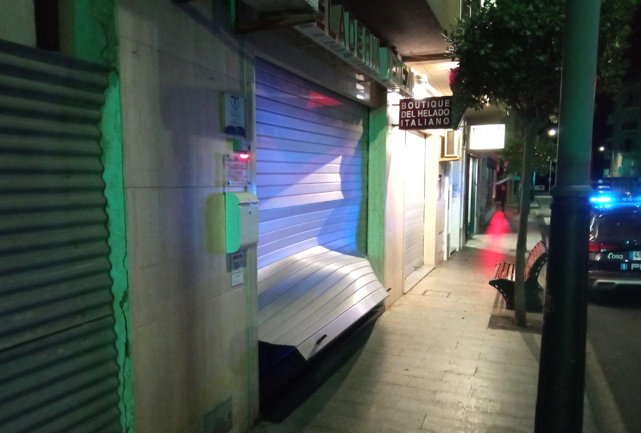 Cuatro detenidos en Águilas por robos en un local y una vivienda