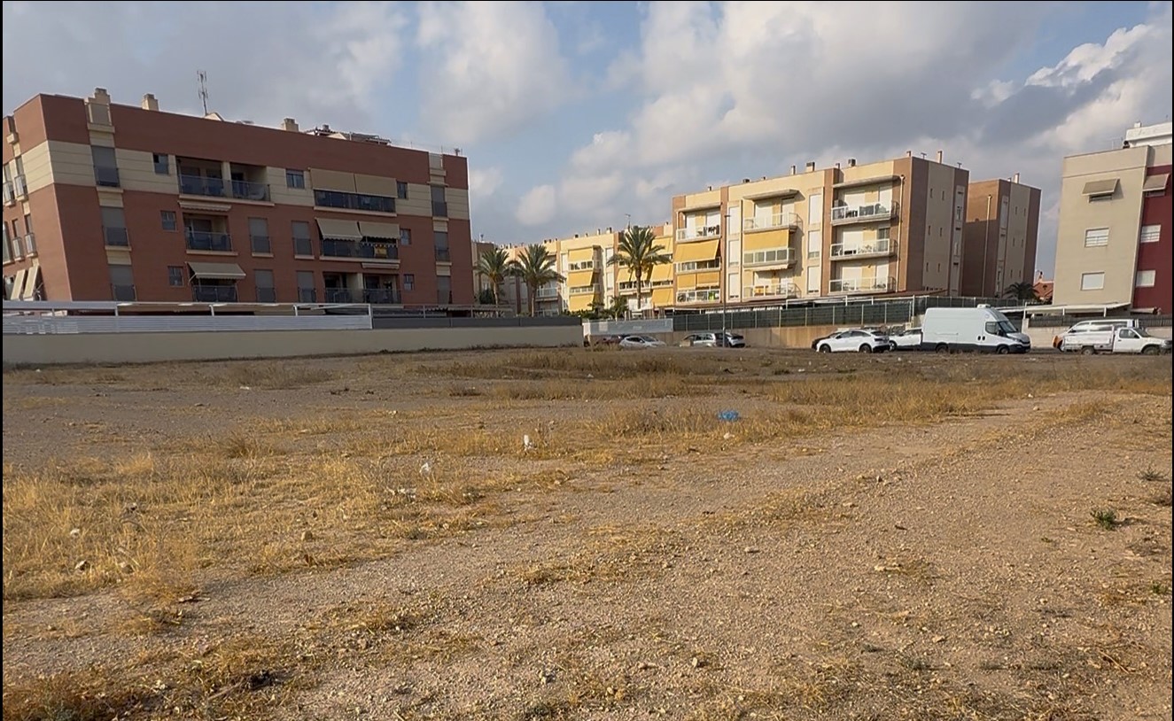 El PP propone medidas municipales para facilitar el acceso de jóvenes y familias a una vivienda en Águilas
