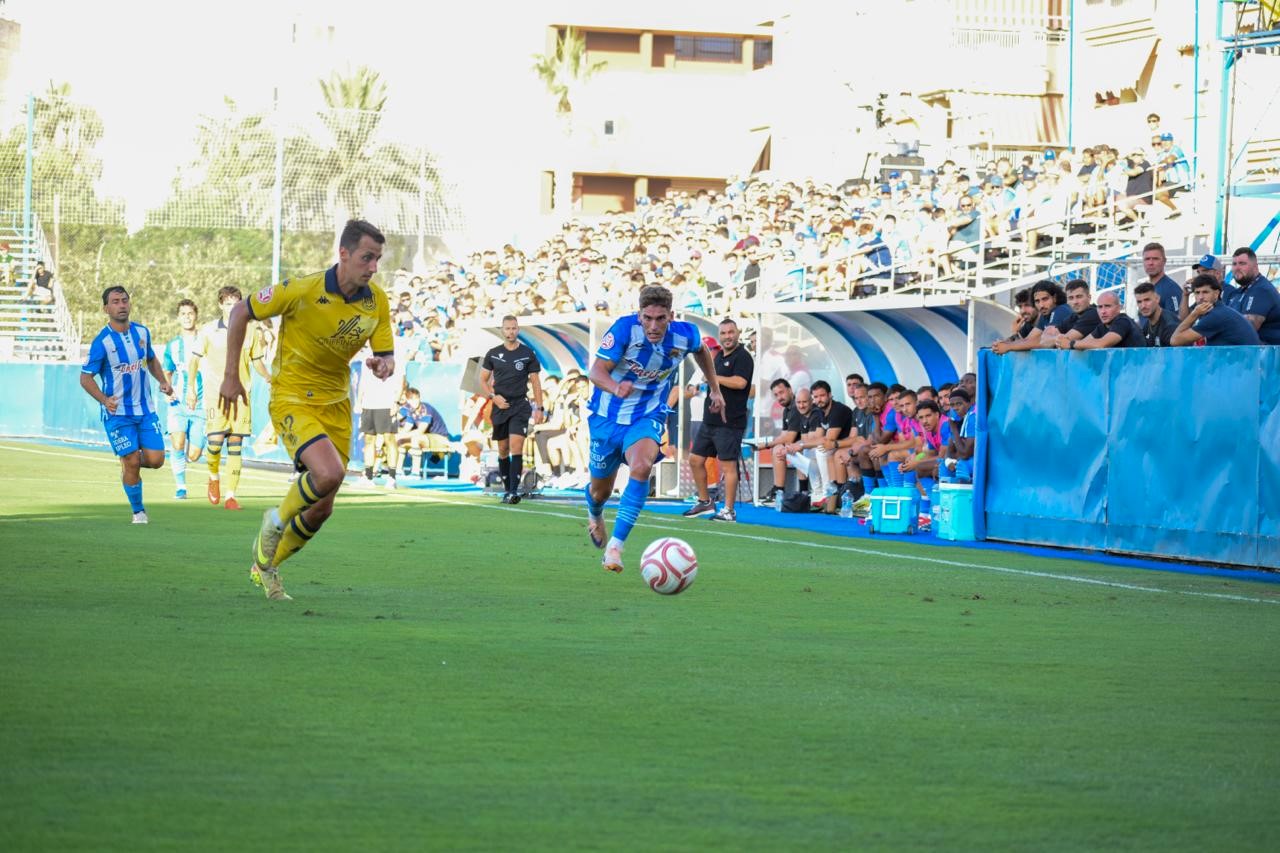 El Águilas se topa con la exigencia de la categoría y empata ante el Alcorcón un partido en el que se puso hasta dos veces por delante
