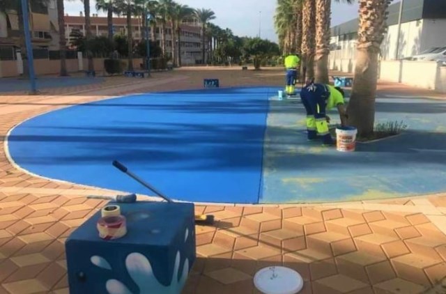 Prosiguen los trabajos incluidos en el Plan de Mantenimiento de Parques de Águilas