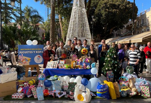 NNGG Águilas llevará a cabo este domingo la tradicional campaña de recogida de juguetes y ropa de abrigo