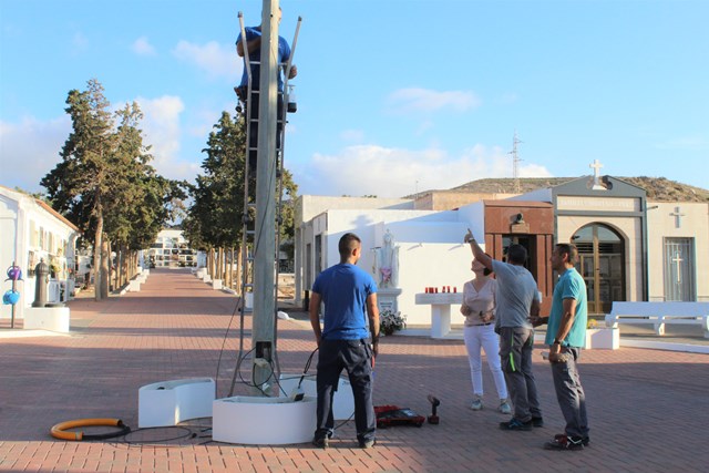El Ayuntamiento de Águilas amplía el sistema de cámaras de videovigilancia en el cementerio municipal